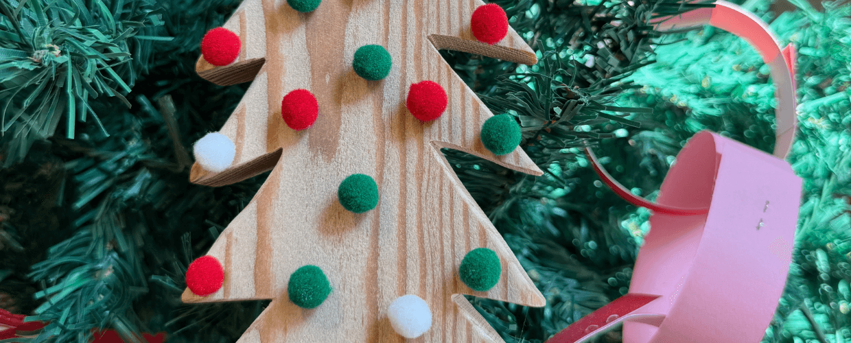 Make A Wooden Christmas Tree